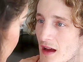 Skinny Babe Jericha Jem Sucks Cock