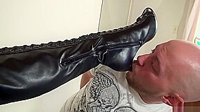 Slave worships Shauna's boots