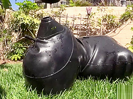 Sleepsack, rubber bondage, breathplay