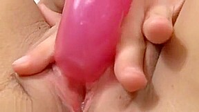 Sofia Tries A Vibrator For The First Time And Doesn't