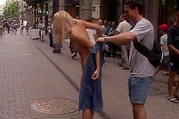 Sophie Moon bare in Public