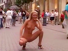 Sophie Moone - Nude In Public