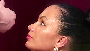 Spicy hottie gets jizz shot on her face swallowing all the sperm