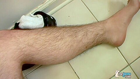 Sporty Boys Stinky Feet - Cage
