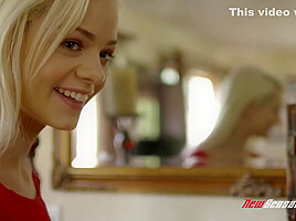 Step sisters Know Just How To Please With Elsa Jean