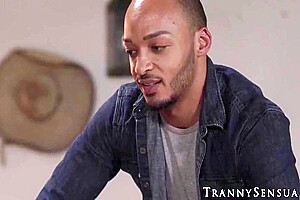 Stunning Ebony Tranny Sucks Man Off And Analrams Him Rough