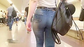 Stunning ass in jeans ( 2)