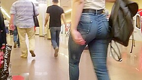 Stunning ass in jeans ( 2)