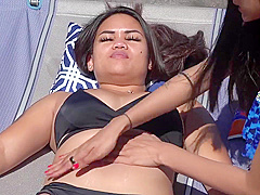 Sun Tan Lotion Rub Down  Half The City Can See You!