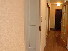 TEM-064 A Married Woman Who Complains To A Man