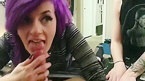 TWO EMO GIRLS SUCKING ON TWO COCKS AND SHARE THEM
