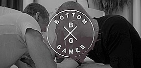 The Leg Wrestling Match - Kyle Connors, Michael Boston - BottomGames