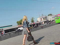 Thong looks attractive in the upskirt free video