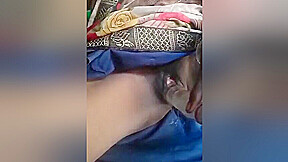 Today Exclusive-horny Village Bhabhi Shows Her Boobs And Masturbating 1