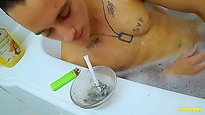 Twink Tease Smoking in the Bathtub - Tristan Sweet, Richard Lennox