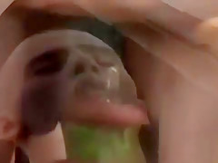 Twink deep throats and spread his butt