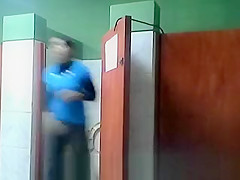 Two Girls Spied Going Toilet