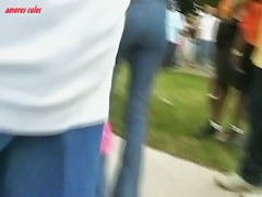 Two hot blondes with appetizing ass appear in the street candid video