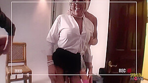 Ugly Milf Walks Into A Crazy Foursome And She Doesnt Walk Away