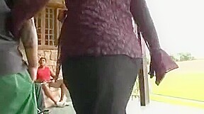 Une maman bresilienne se fait bien sauter sur la terrasse