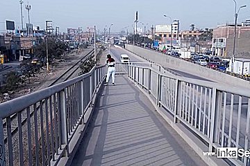 Venezo Na Potona Ginez Deambula En Lima Y Es Encontrada Por Joven Que Se La Coge En Su Cuarto