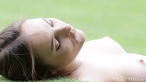 Veronica Leal And Ophelia Dust Naughty Neig