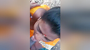 Village Randi Bhabhi Give Blowjob In Outdoor