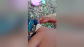 Village Randi Bhabhi Give Blowjob In Outdoor