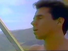 Vintage Clip 008