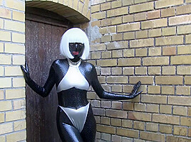 Visiting The Public - Watch4Fetish