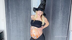 WET HALLOWEEN-PISS FOUNTAIN-ass-double cumshots - PissVids