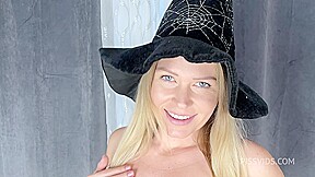 WET HALLOWEEN-PISS FOUNTAIN-ass-double cumshots - PissVids