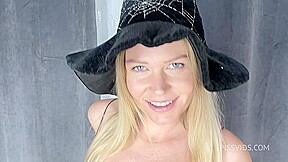 WET HALLOWEEN-PISS FOUNTAIN-ass-double cumshots - PissVids