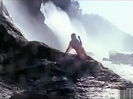 Wet Hot Indian Actress getting wet in sexy clothes in river
