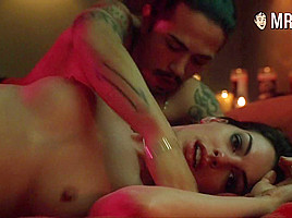White Queen Anne Hathaway Will Smoke Your Caterpillar - Mr Skin