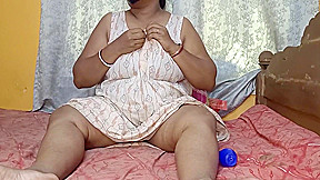 Who Wants To Drink Sruti Bhabhis Garam Maal, Come On