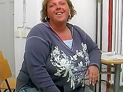 Wild And Horny German Bbw Dildoing Her Shaved Pussy