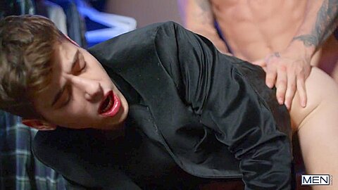 William Seed & Joey Mills in Cock Check - MenNetwork