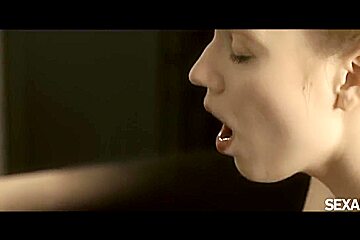 Young And Horny Couple With Mia Split