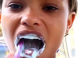 Young Rihanna look alike