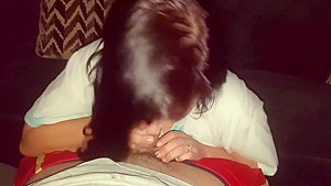 Young wife gets horny in the car finishes