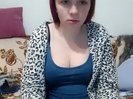 an awesome russian girl has been squirting