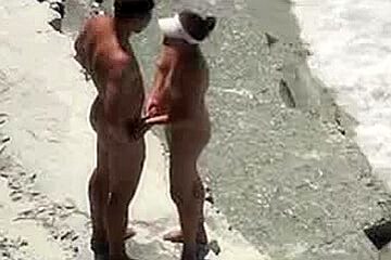 beach sex movie scene dilettante pair secretly filmed on spy web camera