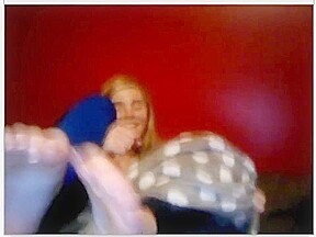 chatroulette girls feet 194