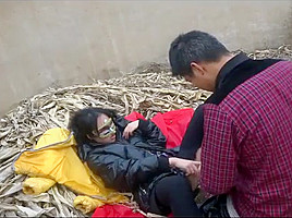chinese teen 18+ in public3