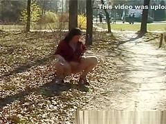 crazy pee girls