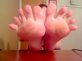 cum on her toes JOI