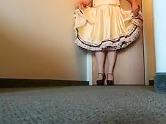 girlsy Ray in Gold girlsy Dress and black and red heels