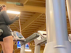 gym candid huge ass