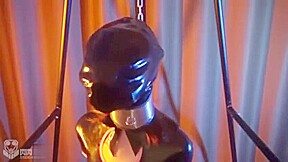 latex hanging breathplay悬吊捆绑兔子呼吸控制